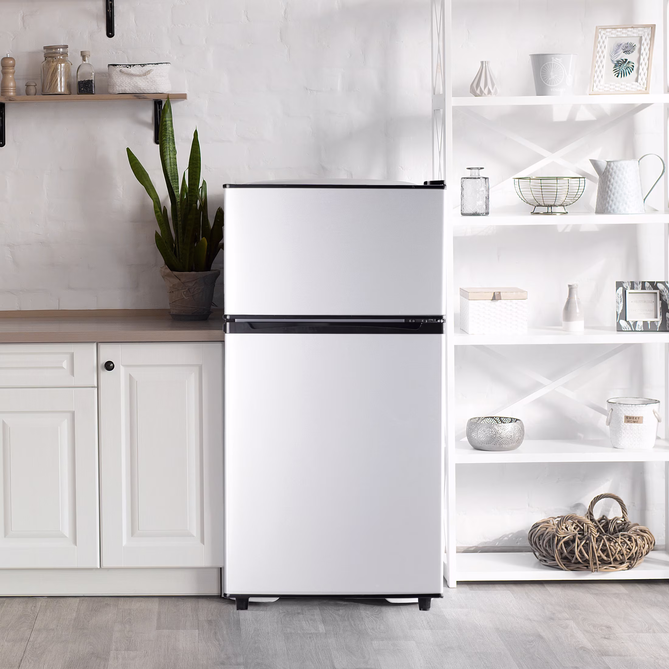 Compact Mini Fridge with Freezer,3.5 Cu.Ft 2-Door Refrigerator,Ideal for Dorm,Office,Bedroom,7 Temp Settings,Adjustable Shelves,Silver - Image 3