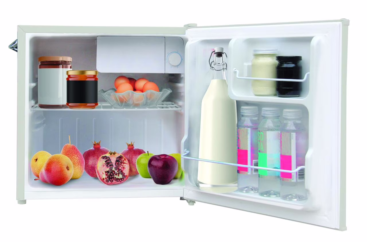 Hamilton Beach Retro 1.6 Cu. Ft. Refrigerator with Built-In Side Bottle Opener, Cream, HBF1600 - Image 2