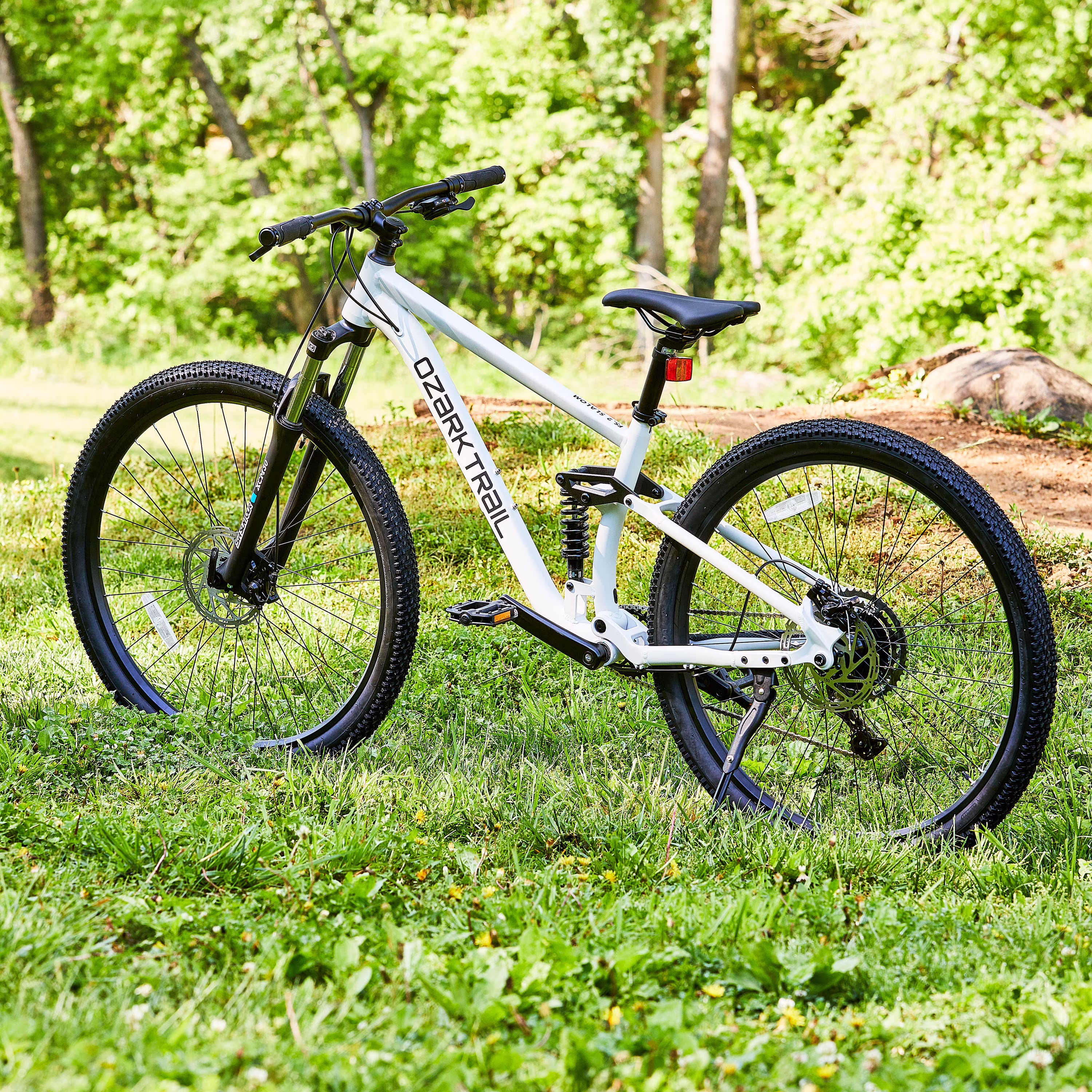 Ozark Trail FS.2 Slalom 29 in Full Suspension Mountain Bike, Medium Frame, Fits Riders 5 ft 6 in - 5 ft 9 in, Off-White, Adult, Unisex - Image 5