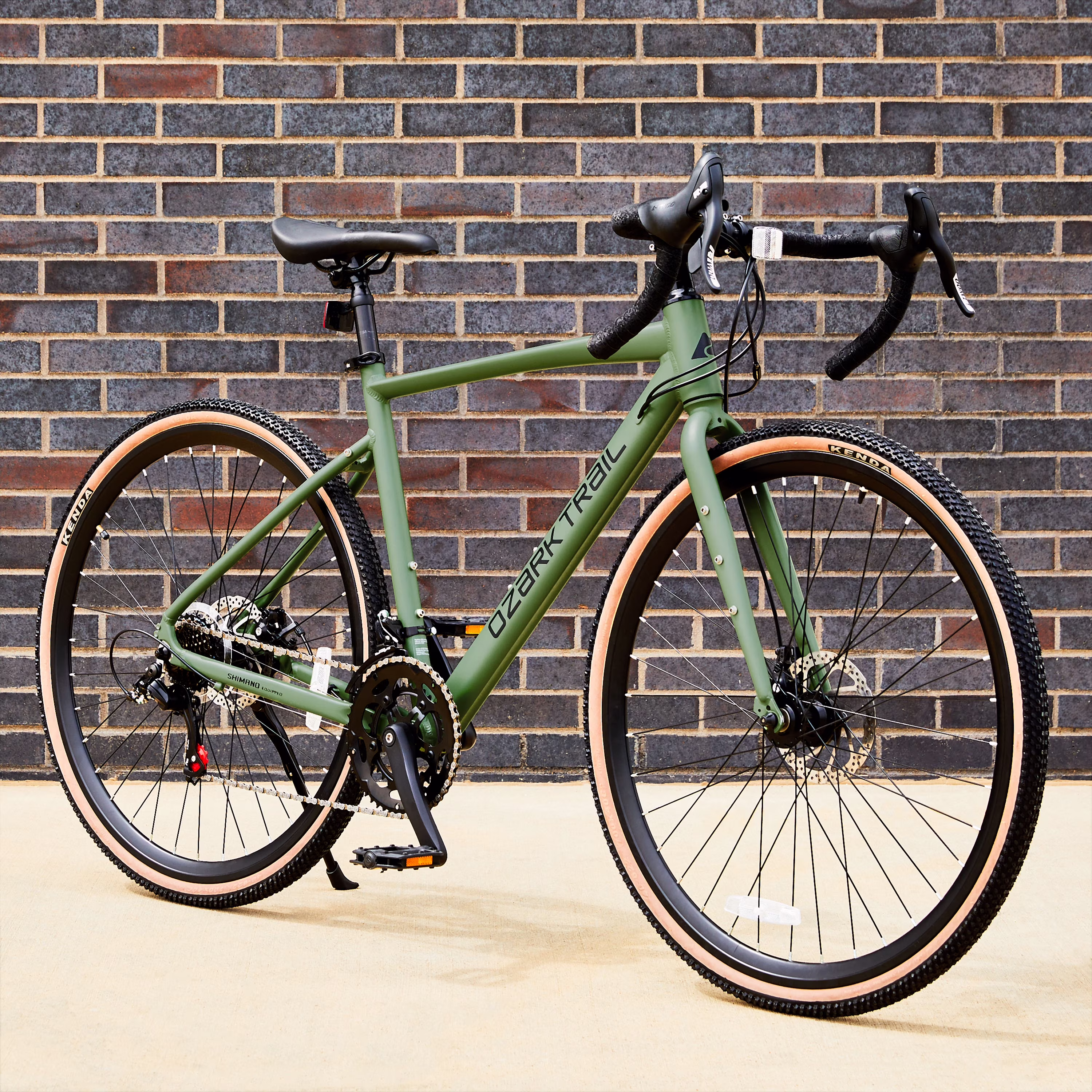 Ozark Trail G.1 Explorer 700C Drop Bar Gravel Bike, Medium 19 in Frame, Fits Riders 5 ft 5 in-5 ft 10 in, Green, Adult, Unisex - Image 4